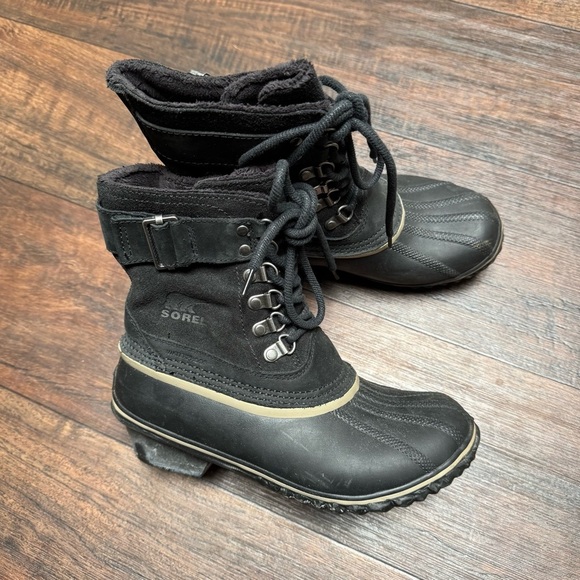 Sorel Black Fleece Lined Boots Size 6 - Picture 1 of 11